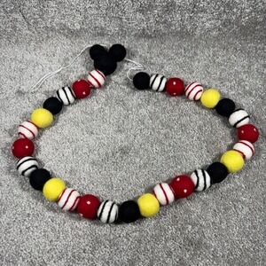 Mickey Garland - Sheep Farm Felt Vacation Countdown‎ Red Black Yellow Wool